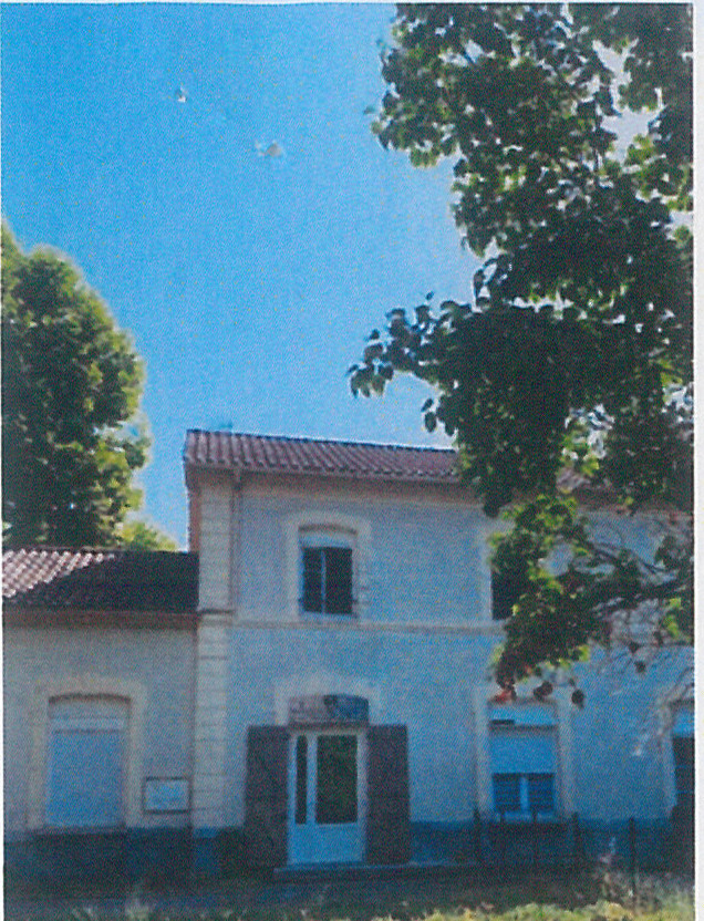 local à louer St Maime